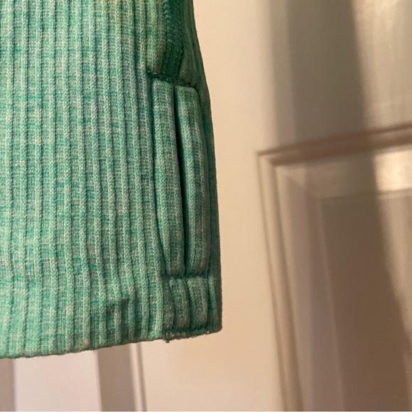 ATHLETA TOP 1/4 1/3 ZIP LONG SLEEVE PALE GREEN ACTIVE STRETCH HIGH NECK SIZE M - Picture 5 of 10